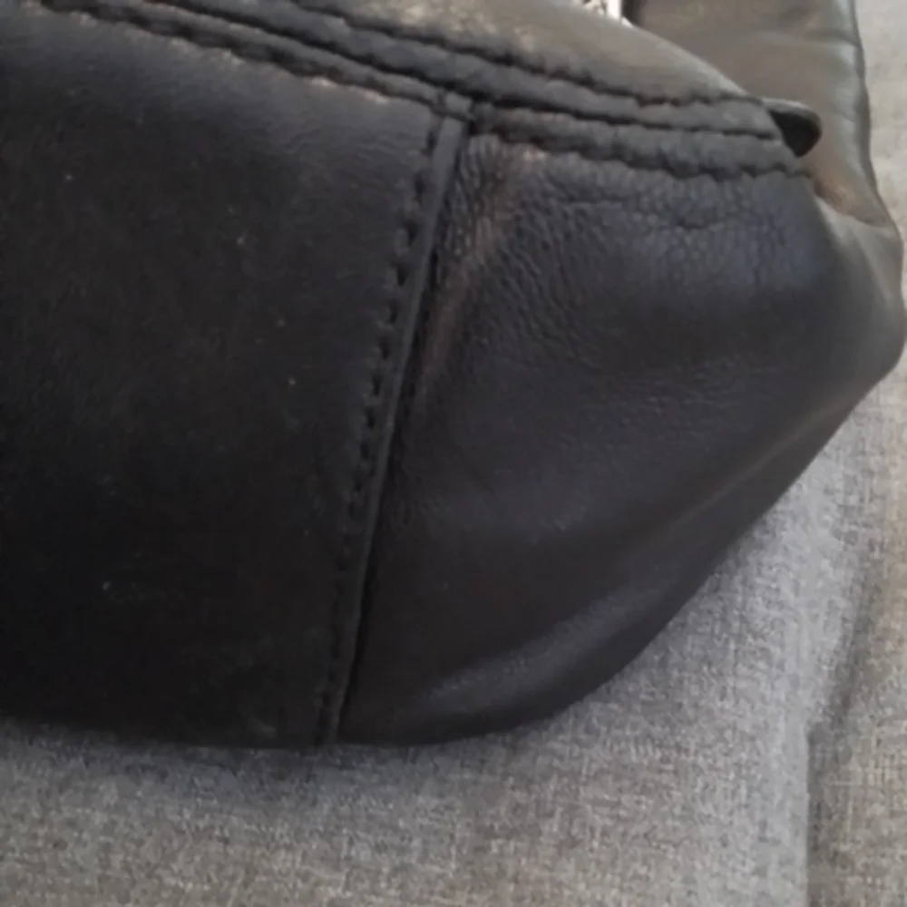 Michael Kors Vintage Soft Leather Hobo Shoulder Bag Black & Gold Hardware
